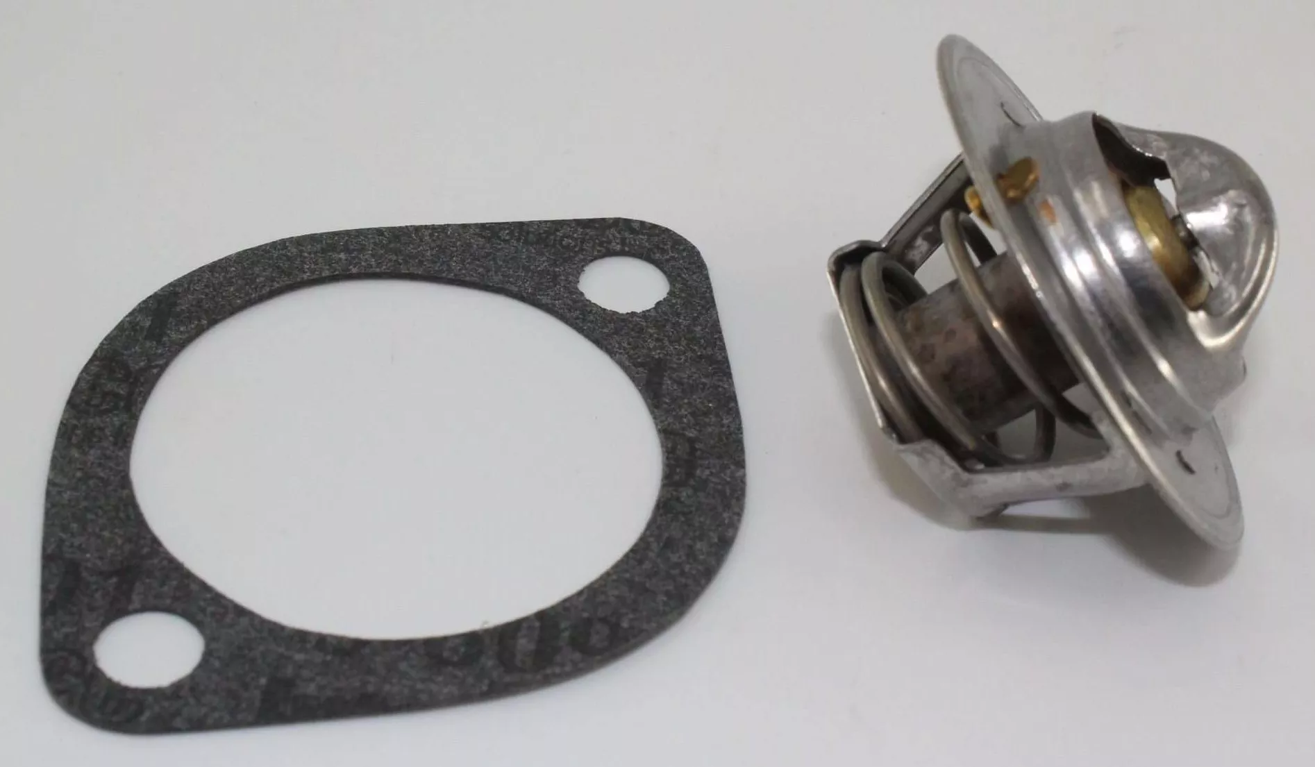 180 Degree Thermostat with Gasket