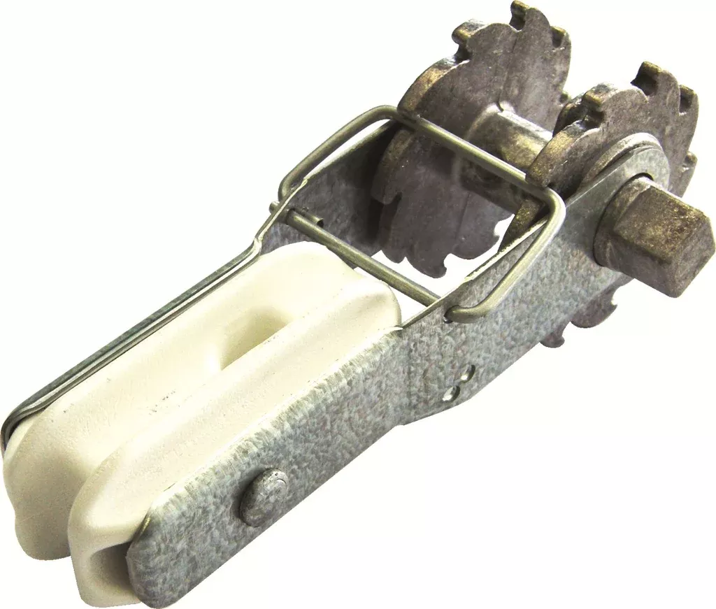 Bullnose Insulator & Strainer