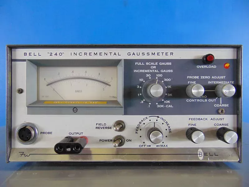 F.W. Bell 240 F. W. "" INCREMENTAL GAUSSMETER