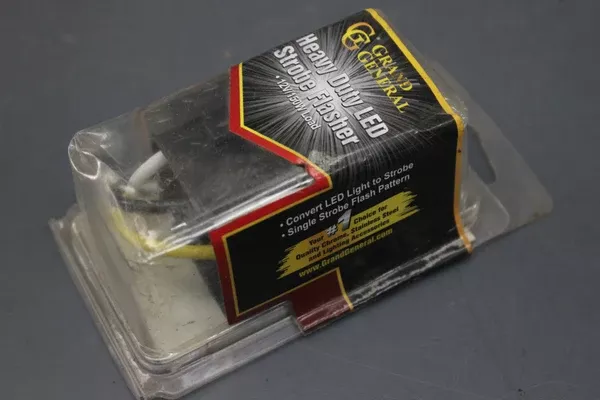 Grand General 83019 Strobe Flasher 3-Pulse Flash 3-Wire 12V/30A 150W Load
