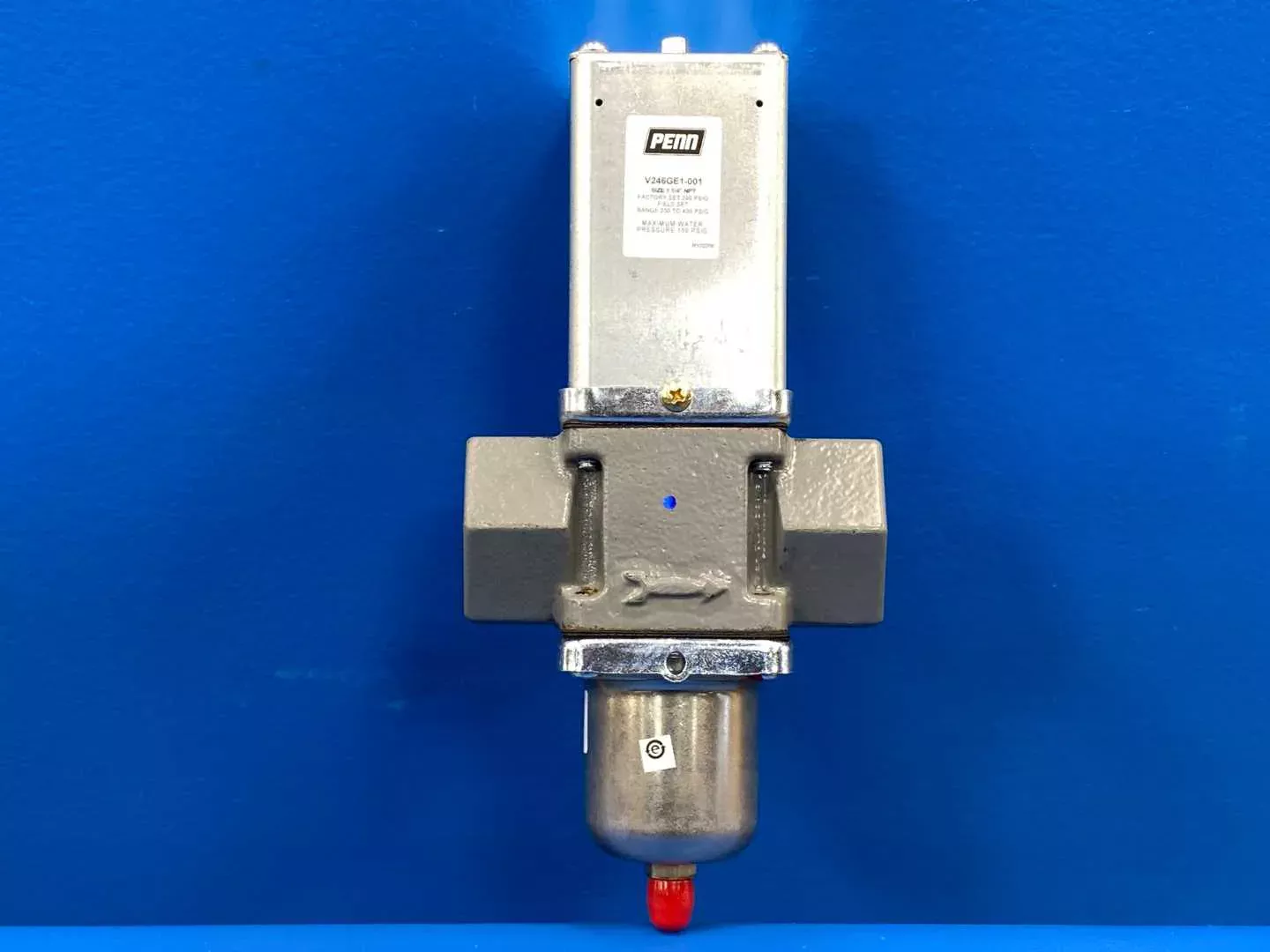 Johnson Controls V246GE1-001 Penn , 1 1/4" NPT 2-Way Water Regulating Valve 150PSIG Max Water Pressure