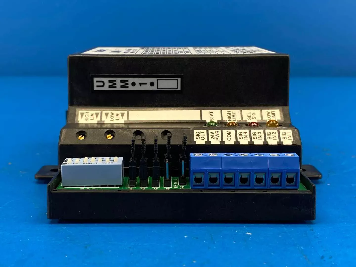 Kele & Associates UMM-1 Universal Math Module Transducer 24VAC/VDC 4 Analog Inputs 1 Analog Output