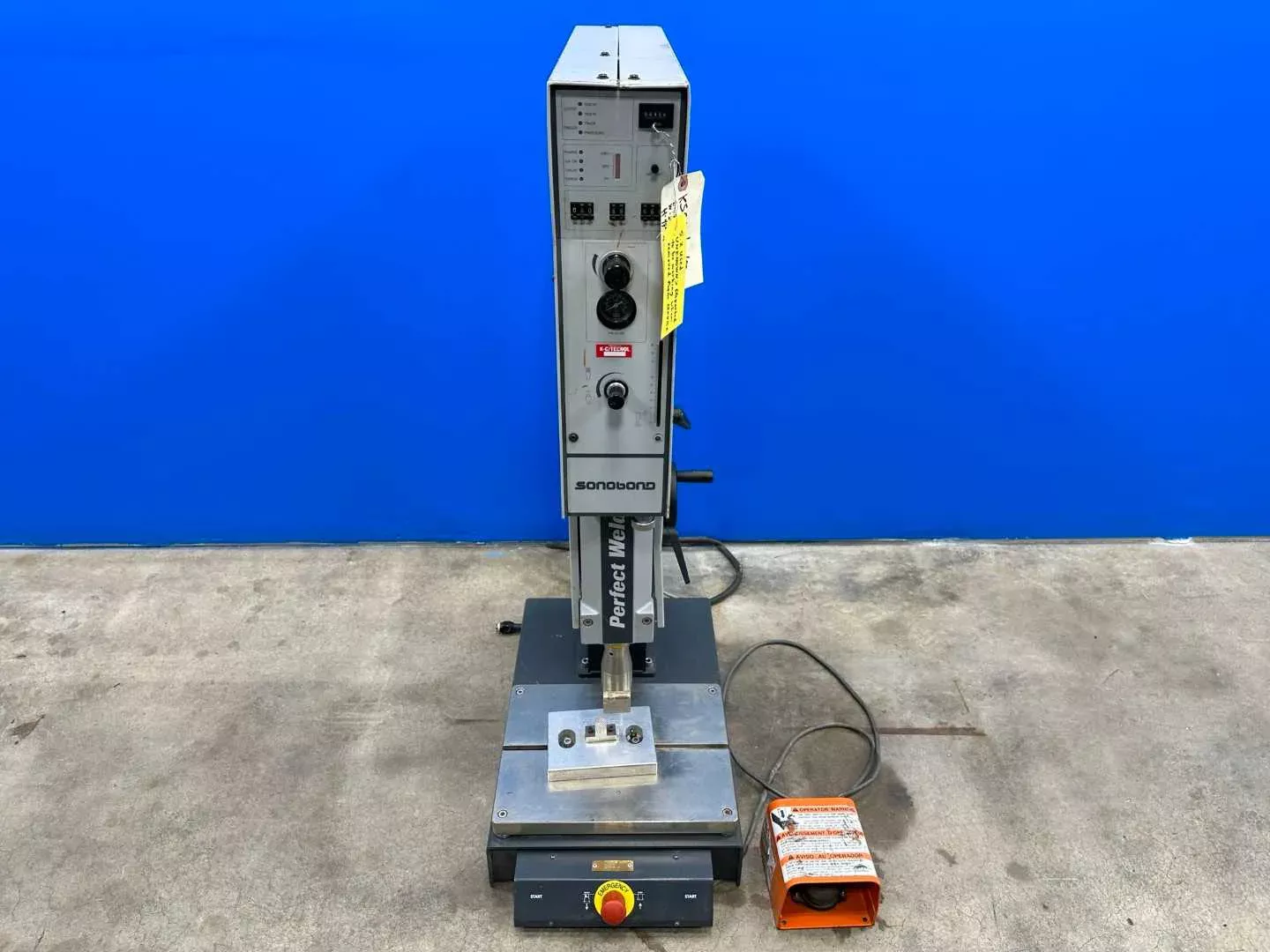 Sonobond IW20-1500 220VAC 8 AMPS Ultrasonics Plastic Welder Machine